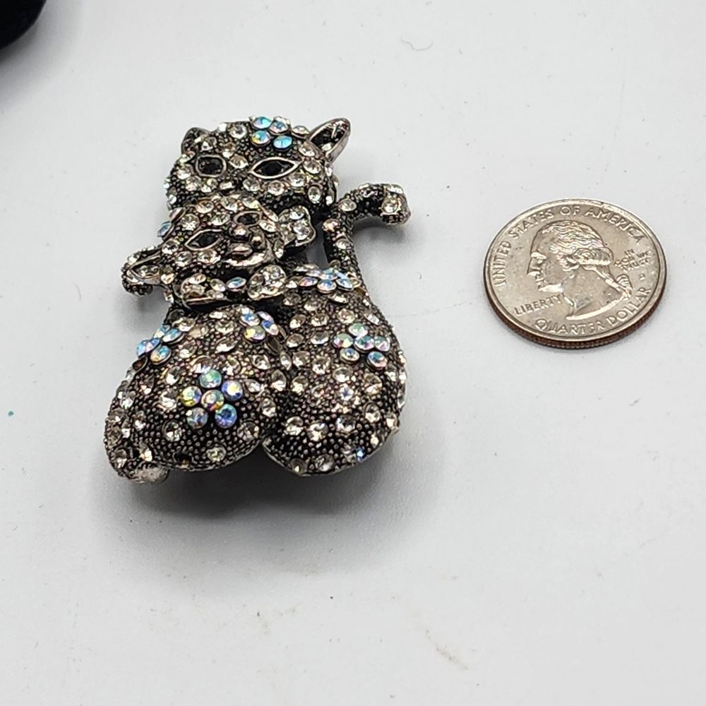 Silver rhinestone sitting Cats ring - Picture 4 of 5